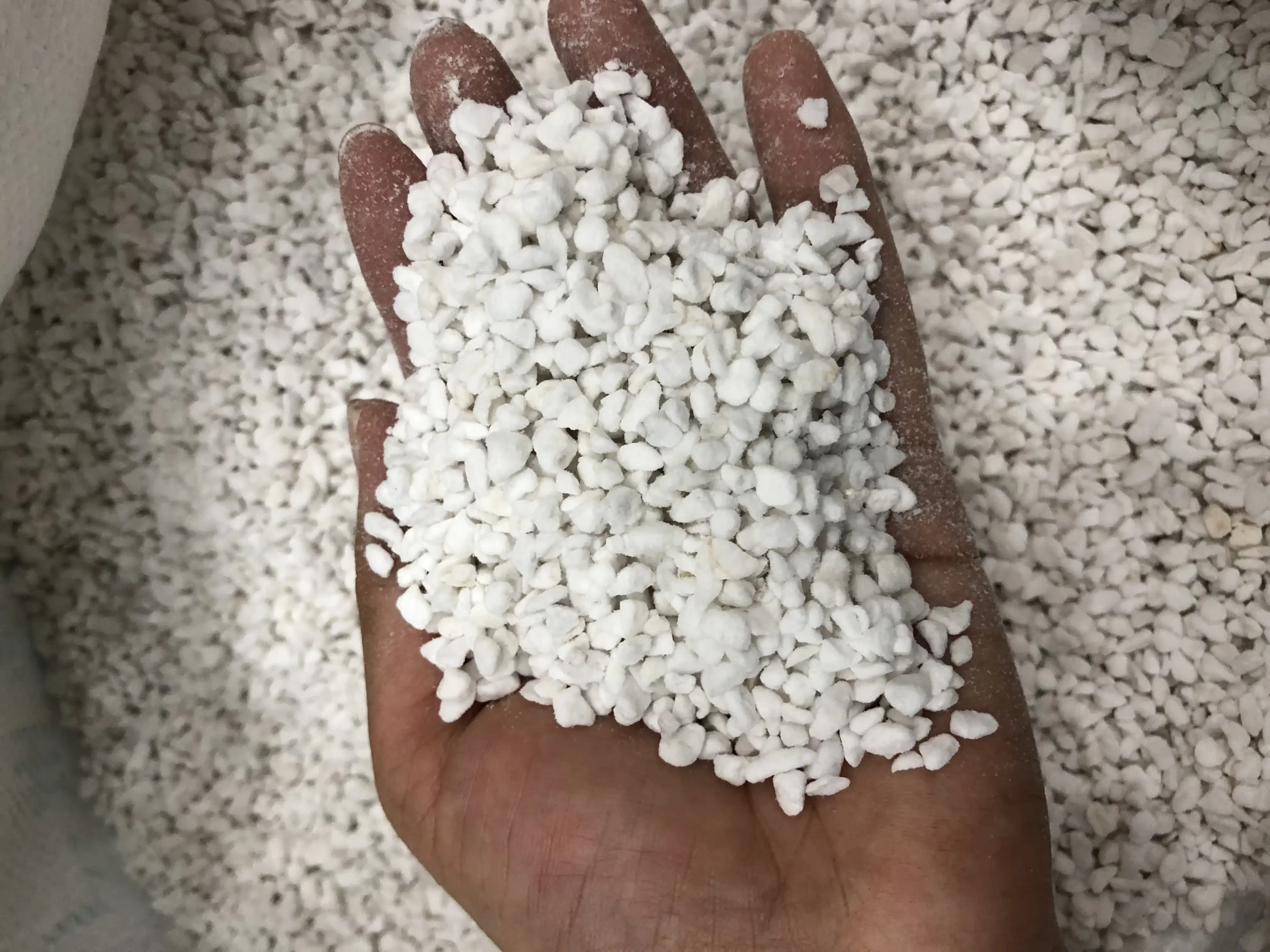 Perlite - Image 2